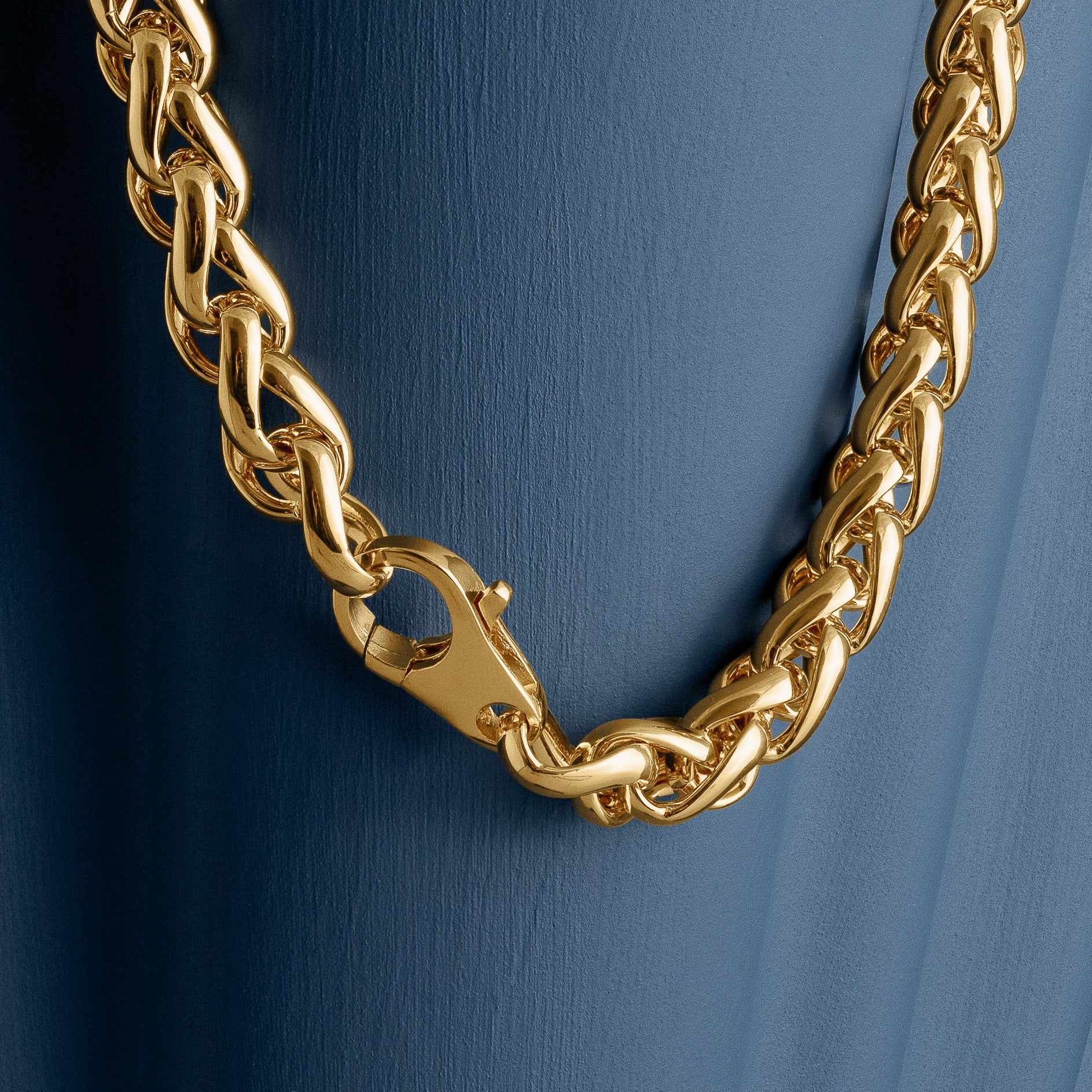 GOLD ROPE CHAIN NECKLACE