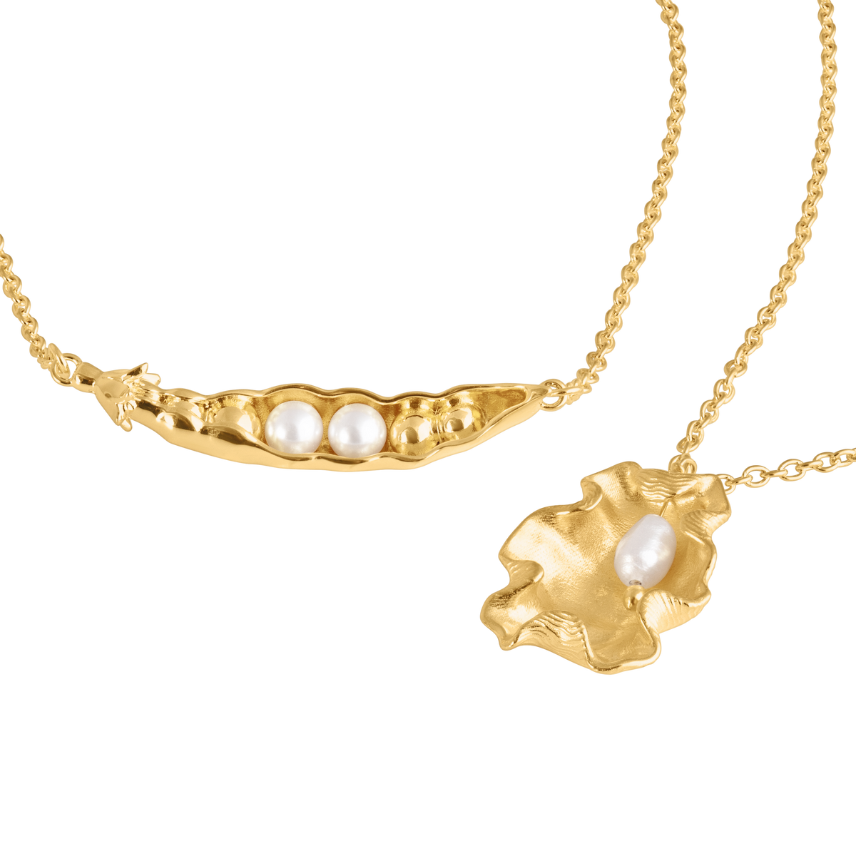 Loel x Minnie Mae Oyster Shell and Peas in a Pod Pendant on white
