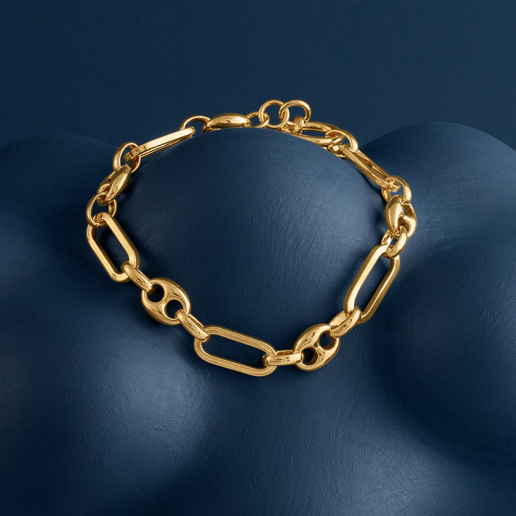 GOLD MIXED LINK T-BAR CHAIN BRACELET