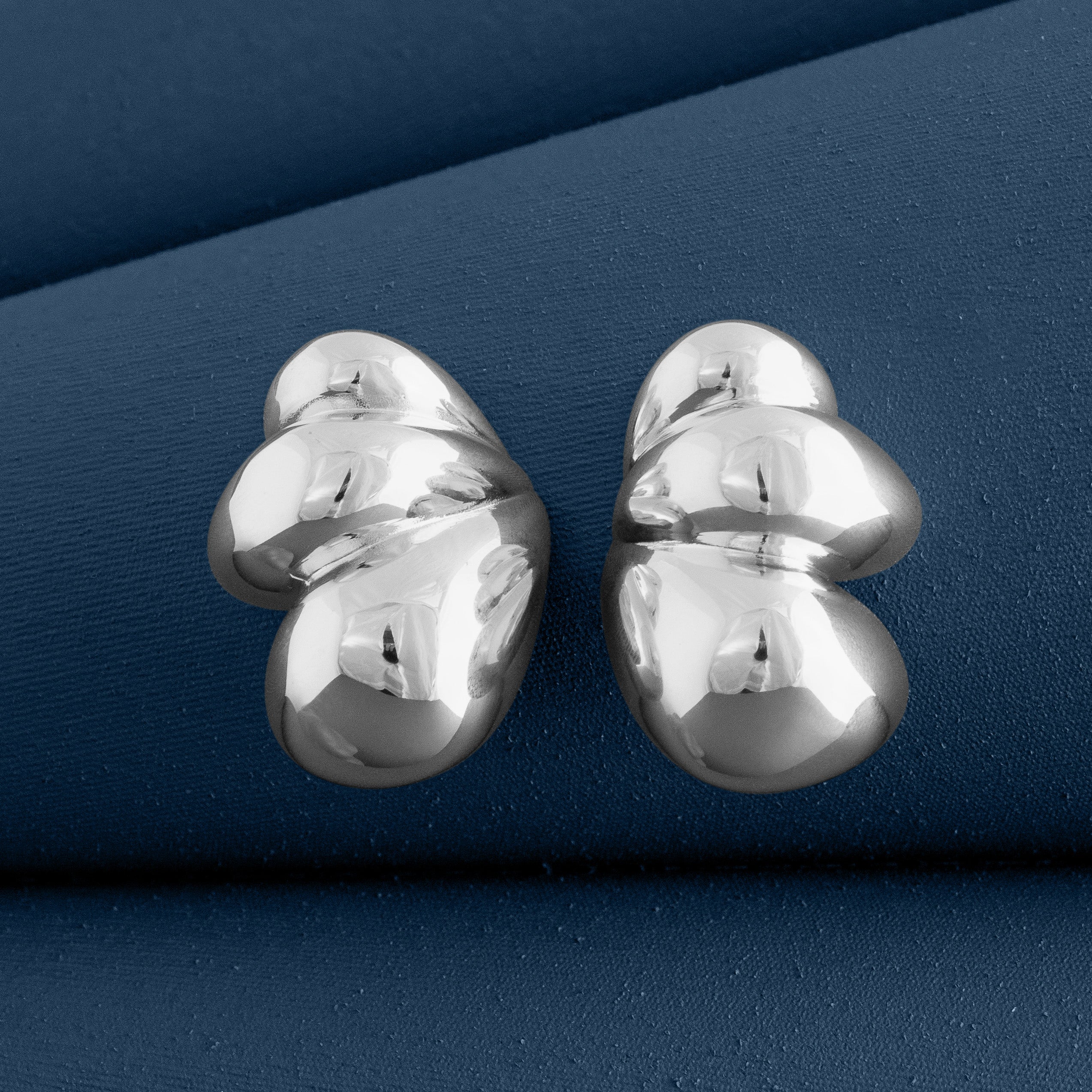 PUFFY WING EARRINGS