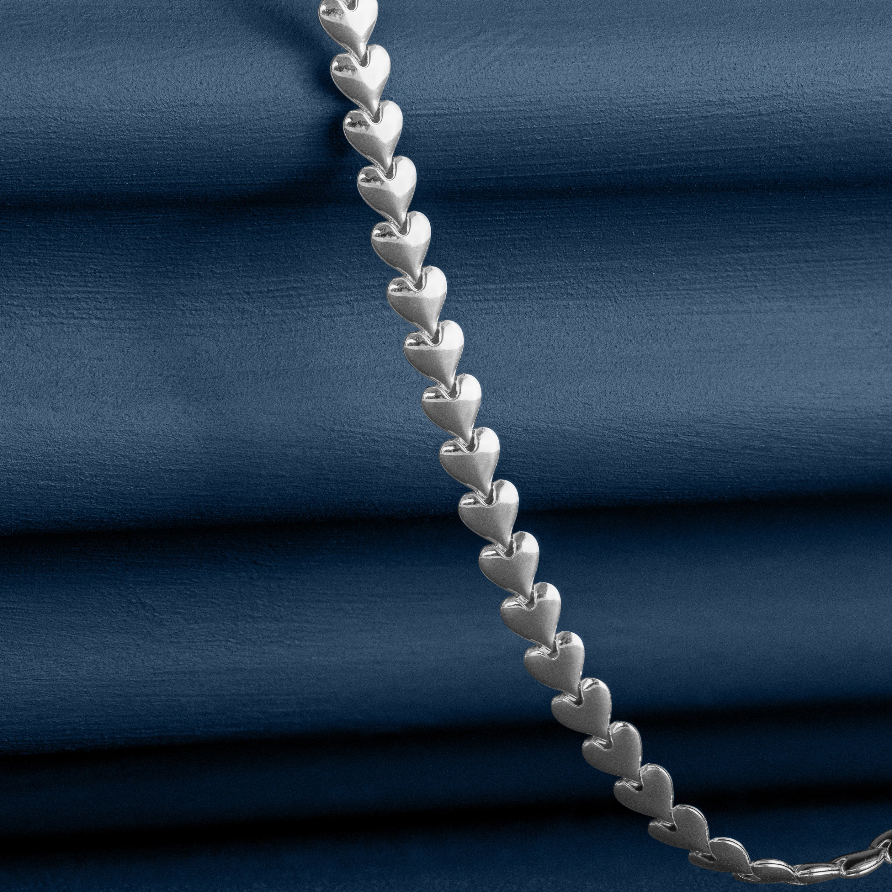 HEART CHAIN NECKLACE