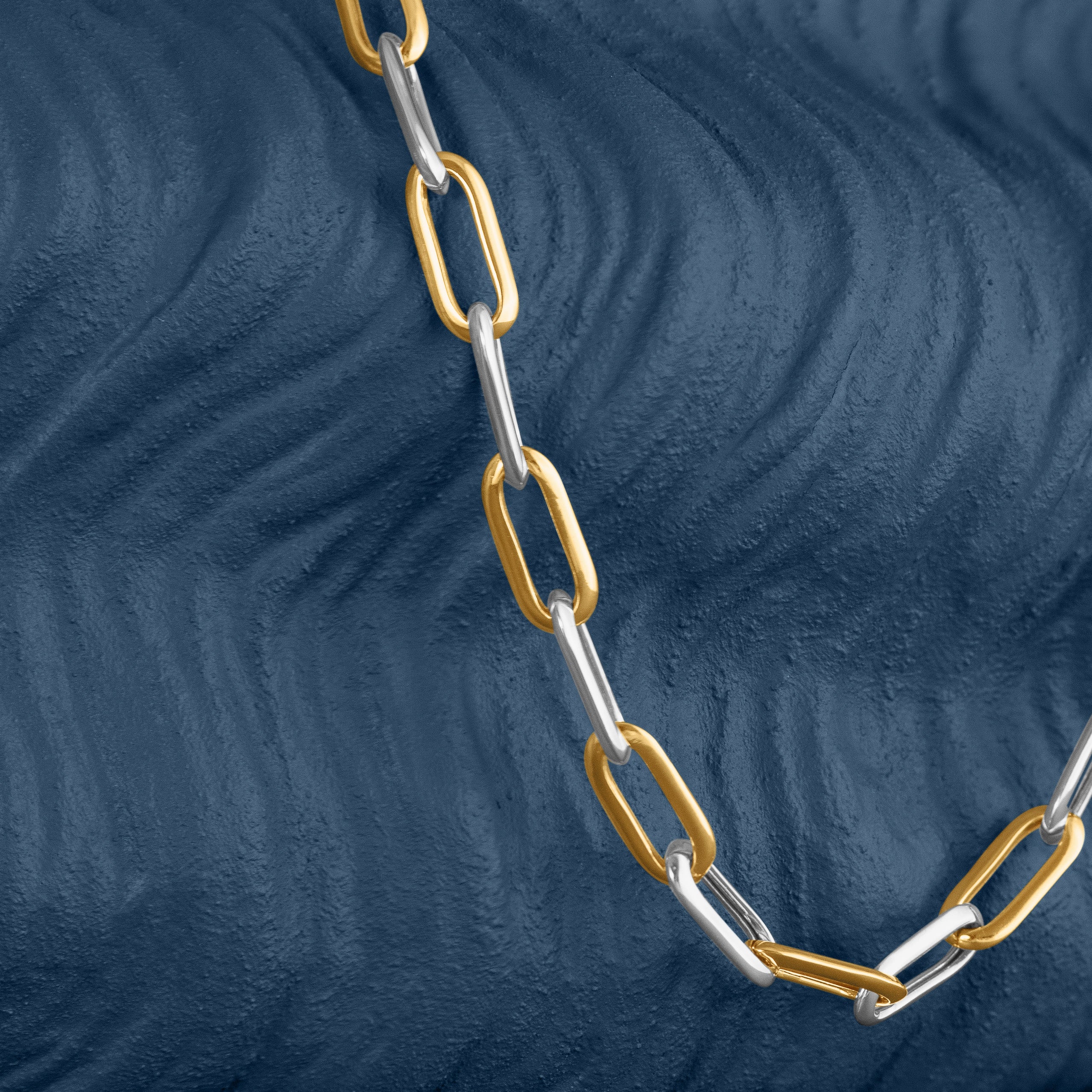 MIXED METAL LONG LINK CHAIN NECKLACE