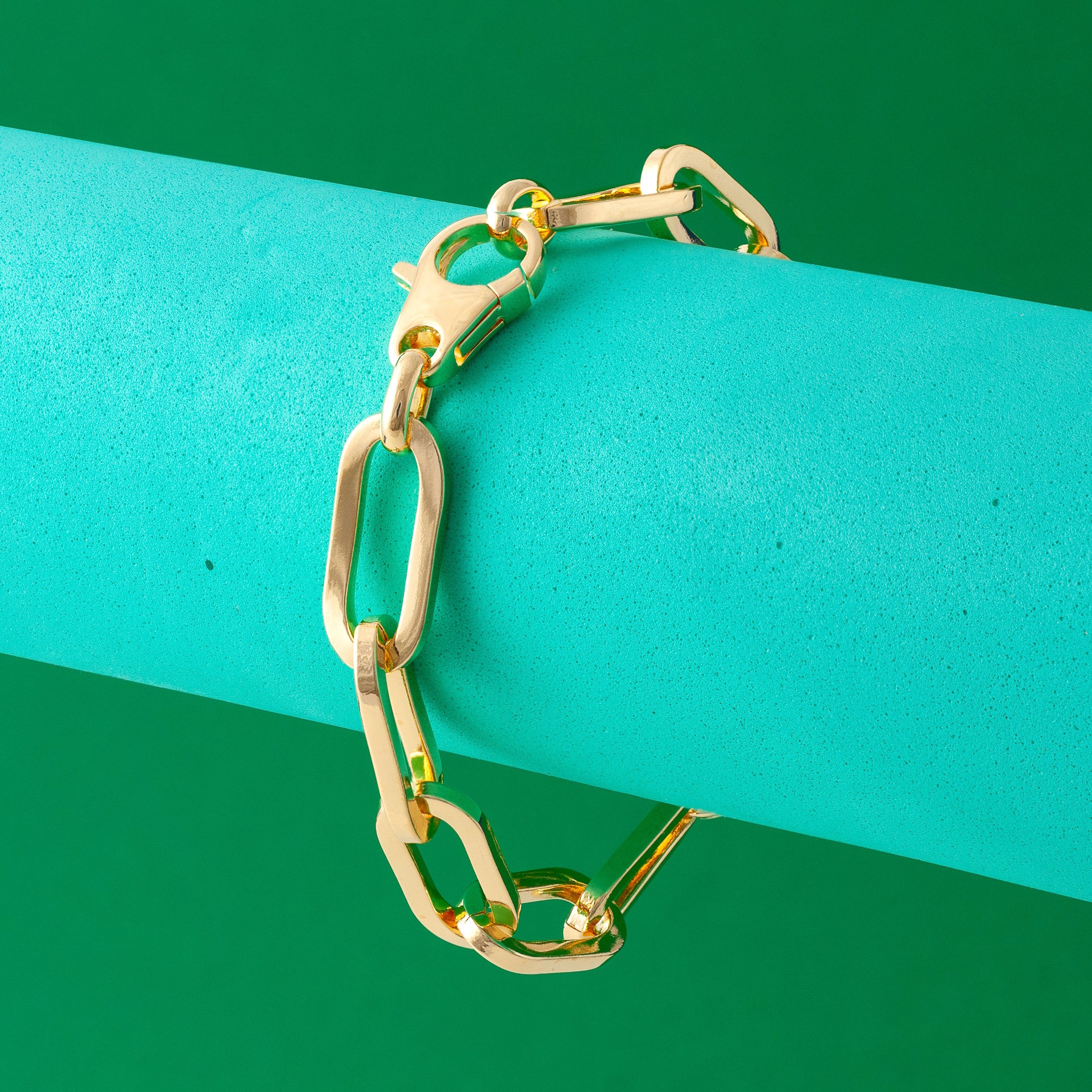 Gold Chunky Paper Clip Chain Bracelet