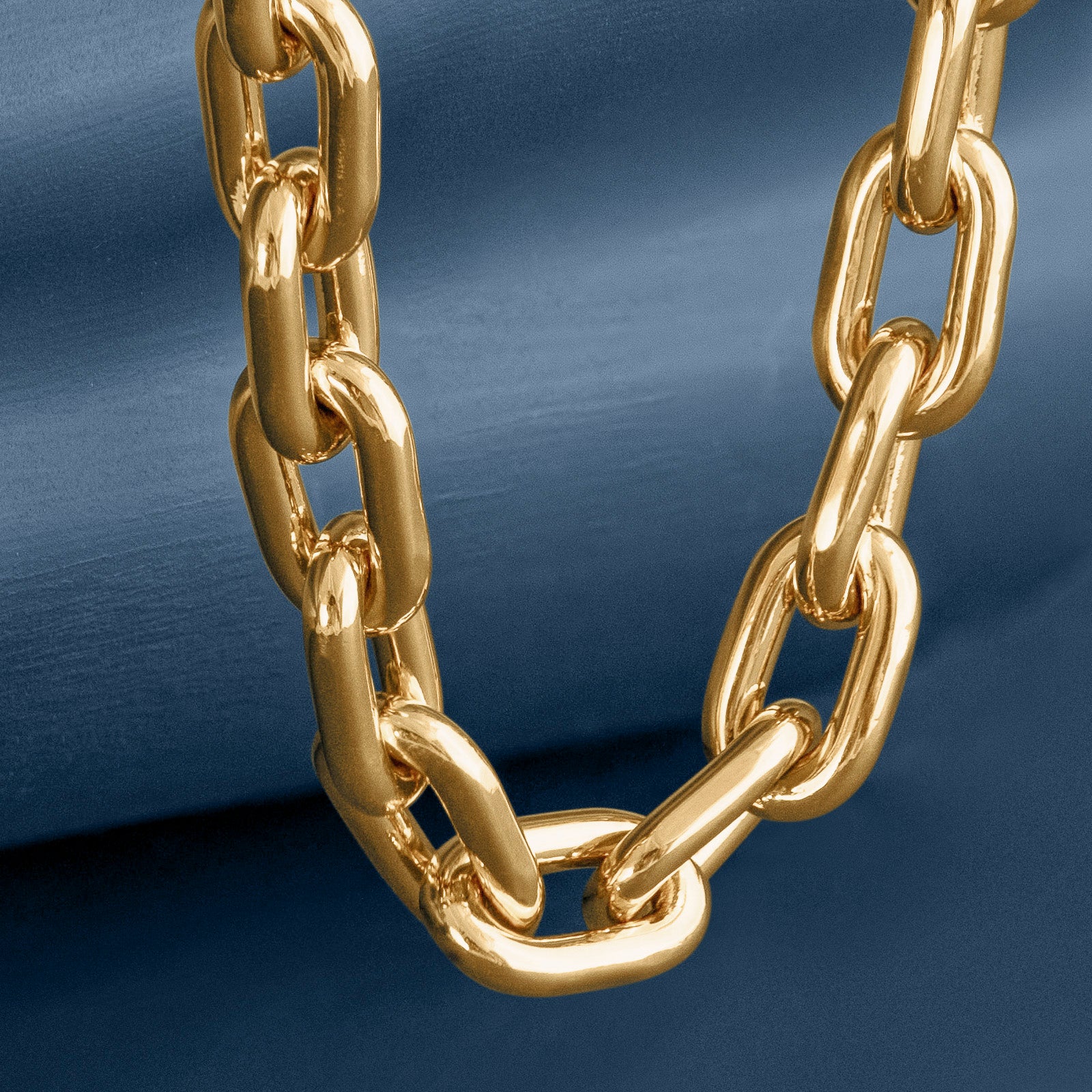 GOLD CHUNKY LONG LINK CHAIN NECKLACE
