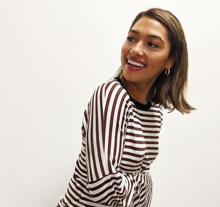 THICK GOLD HOOP EARRINGS