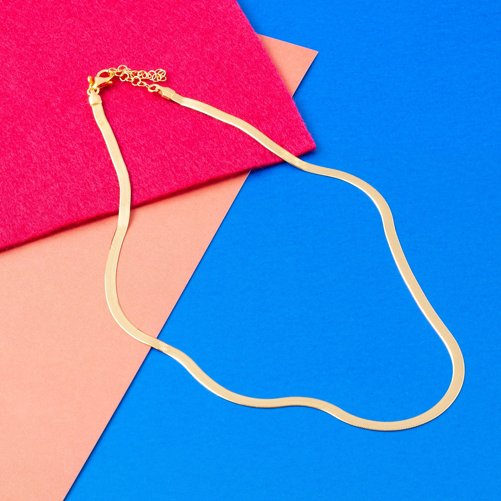 GOLD SNAKE CHAIN NECKLACE LOEL