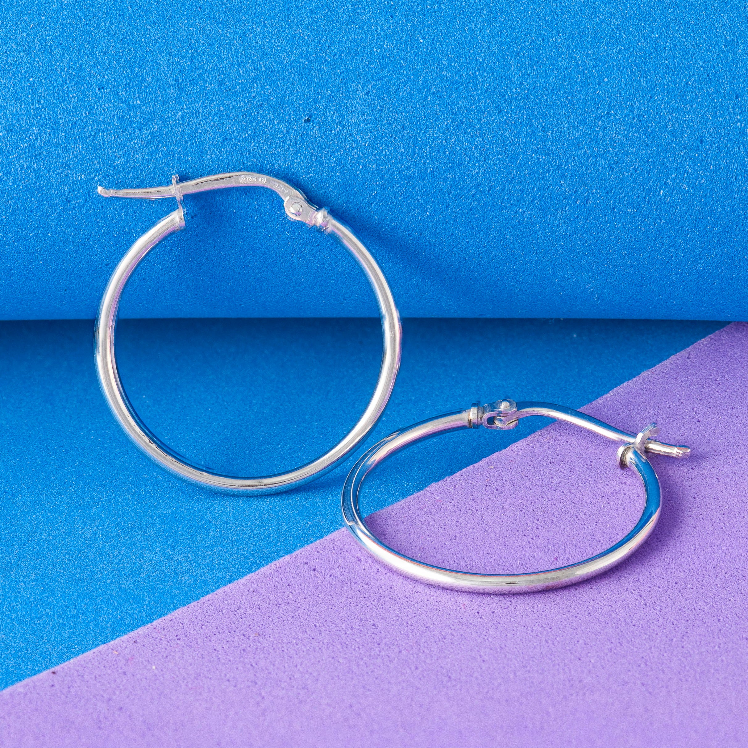 SILVER THREAD HOOPS