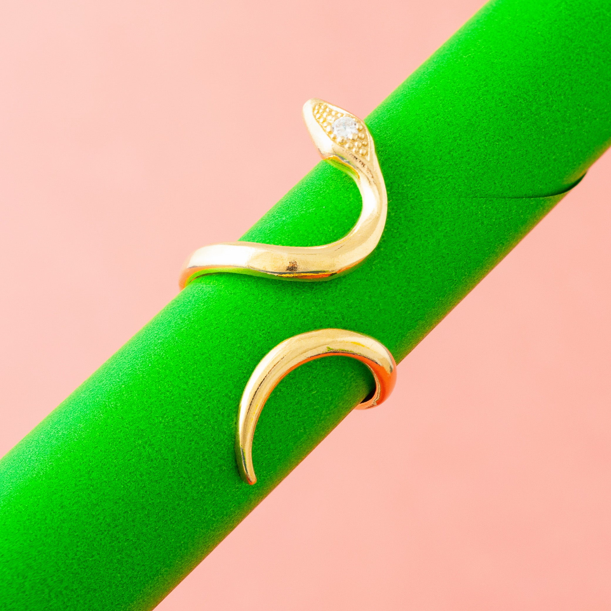 GOLD TWISTED SERPENT RING