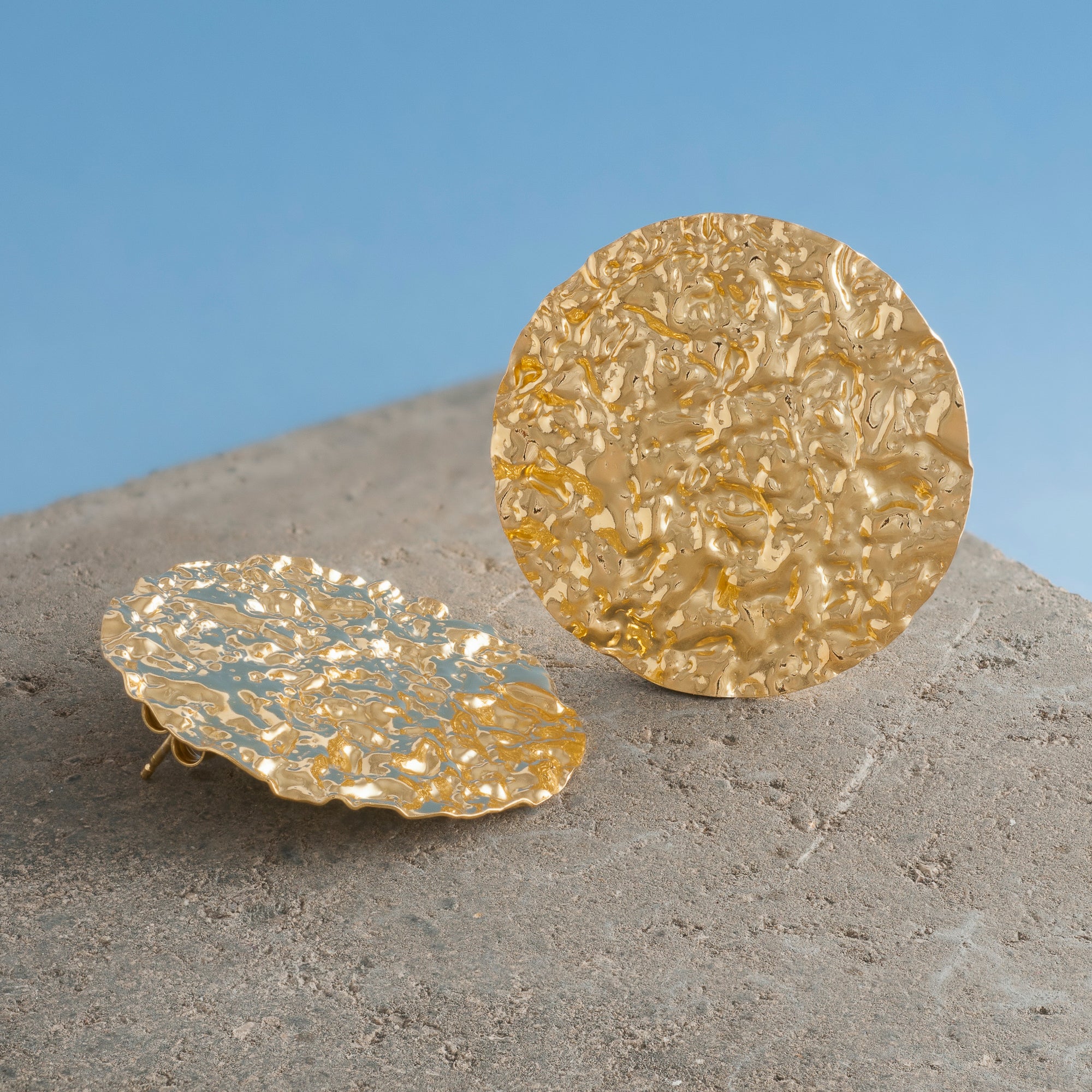 LARGE GOLD HAMMERED DISC EARRINGS