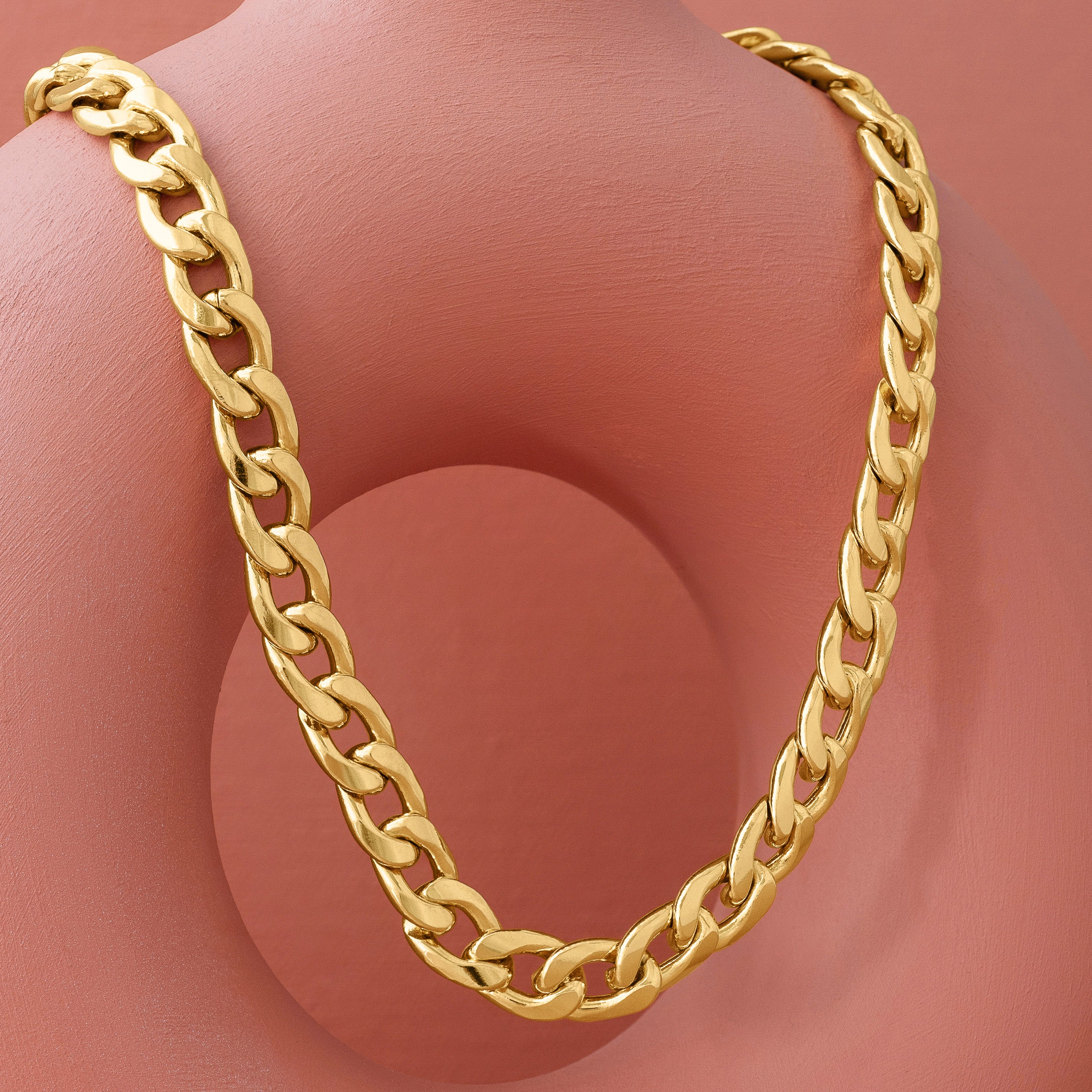 GOLD CUBAN CHAIN NECKLACE