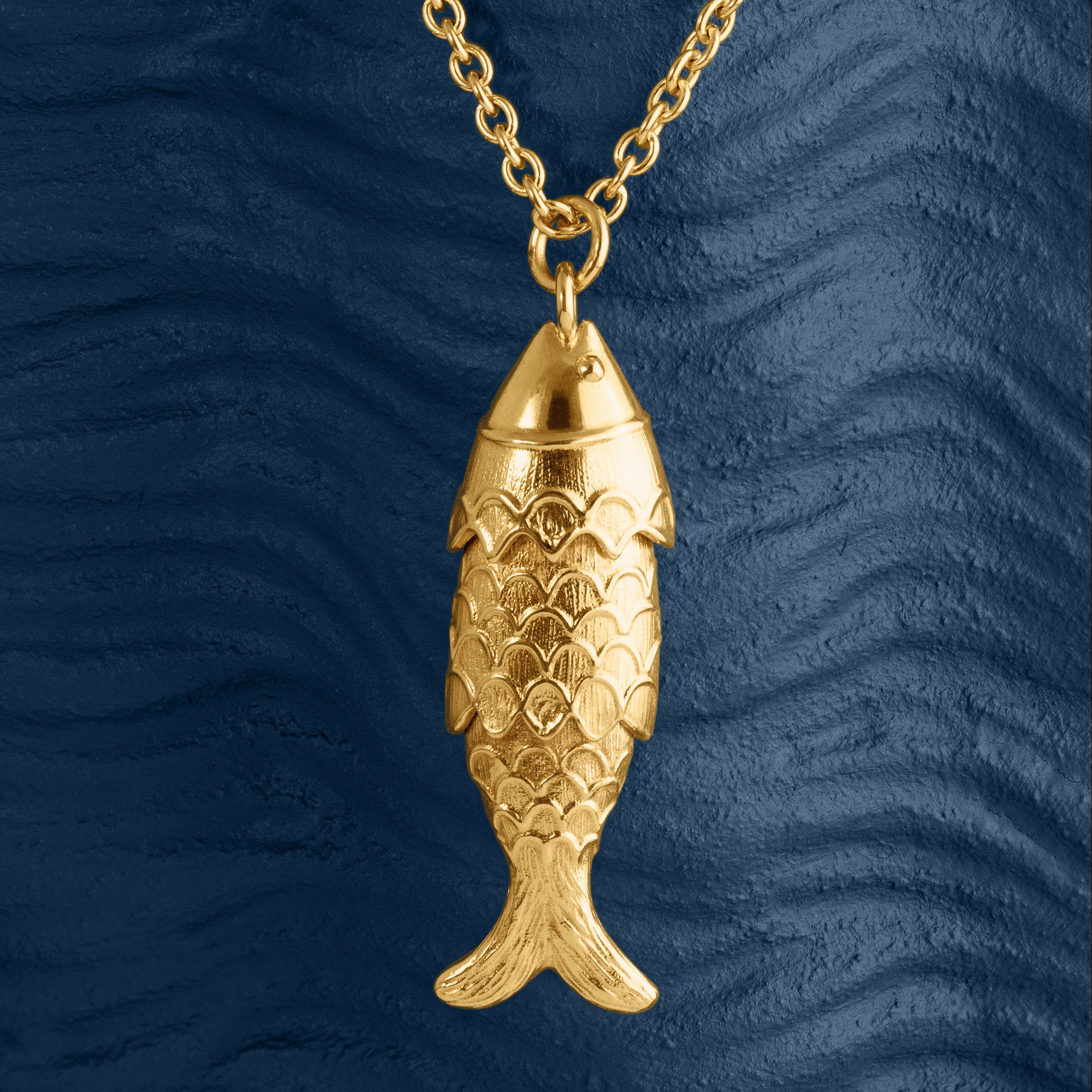 Loel large articular gold fish pendant close up