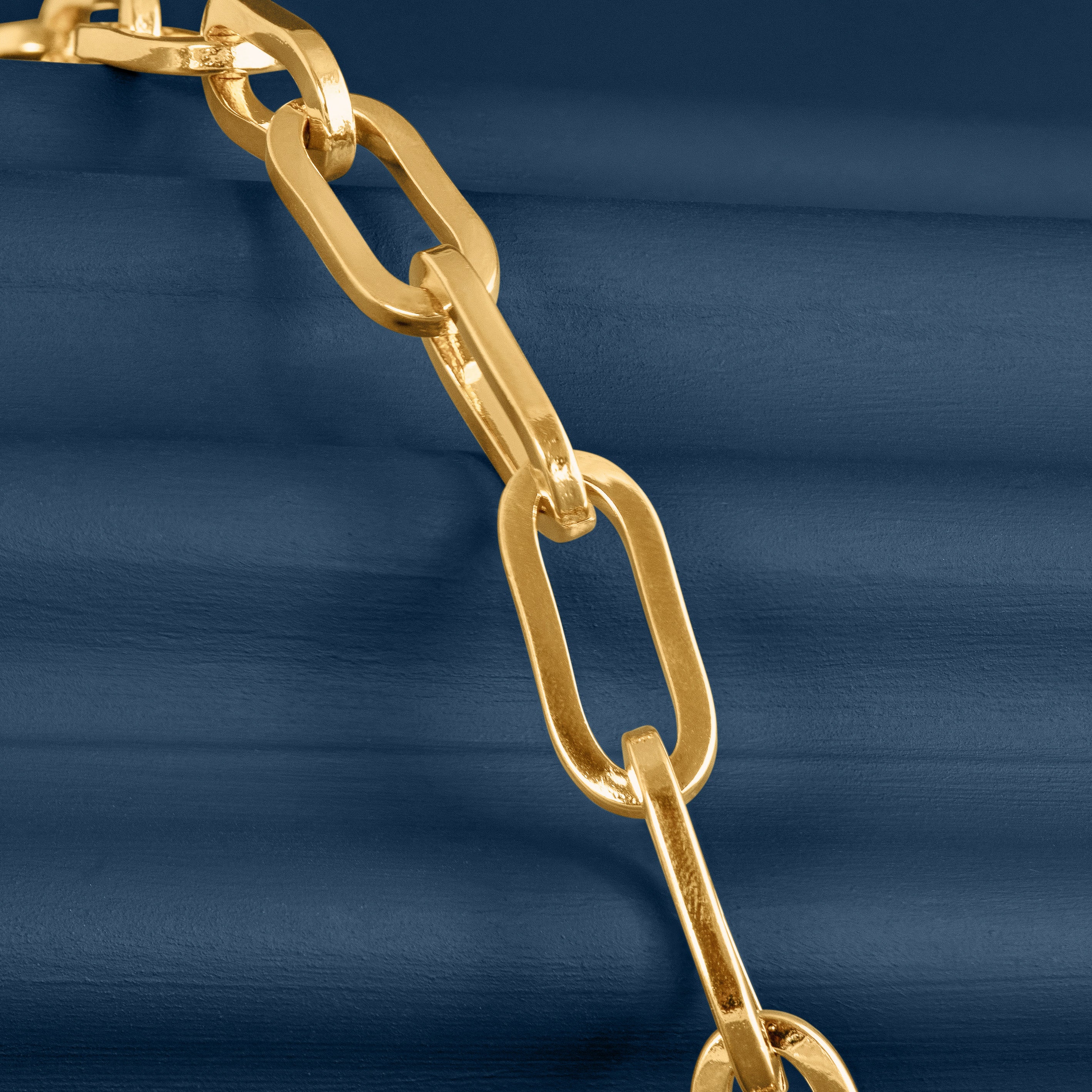 GOLD CHUNKY LONG LINK CHAIN NECKLACE