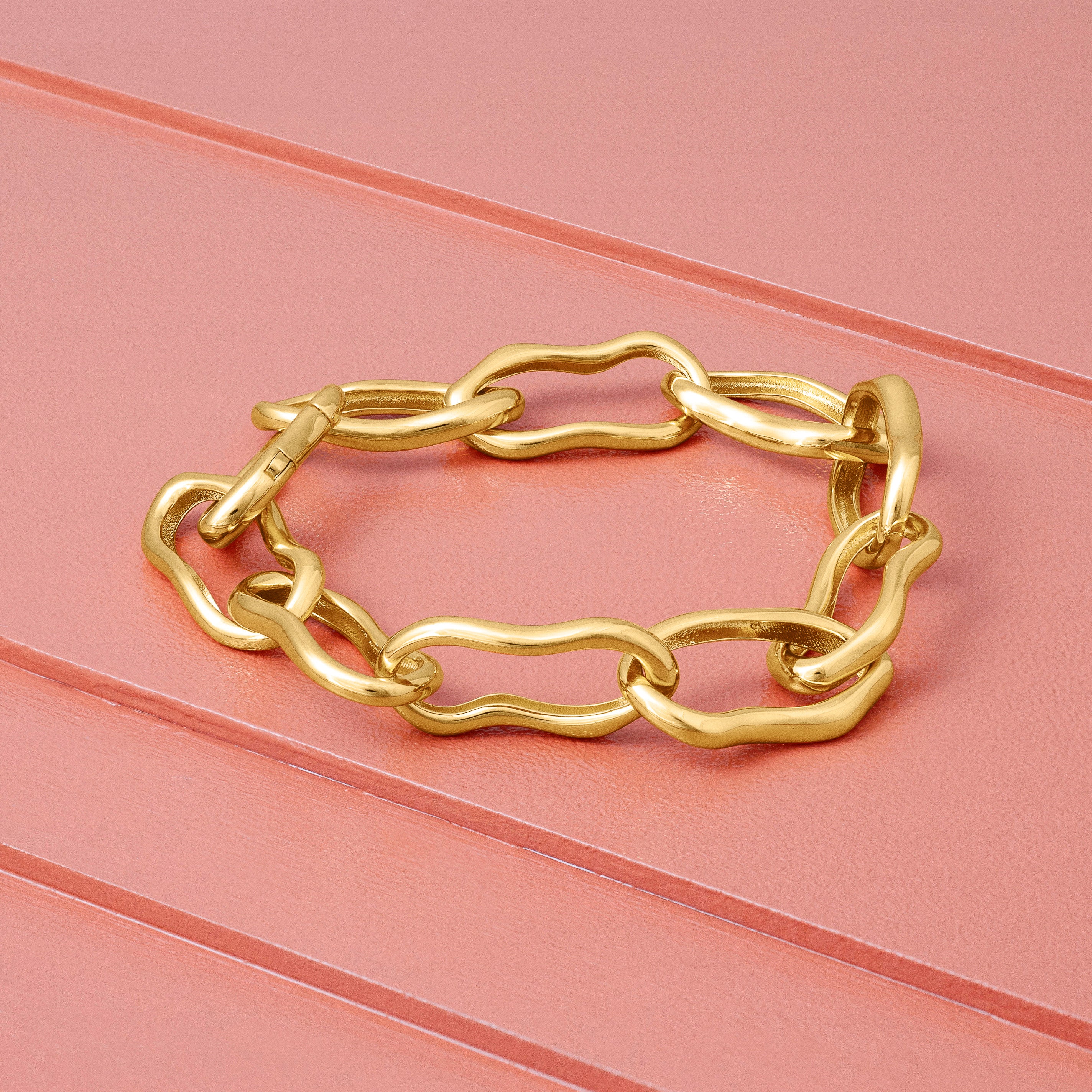 GOLD MOLTEN CHAIN LINK BRACELET