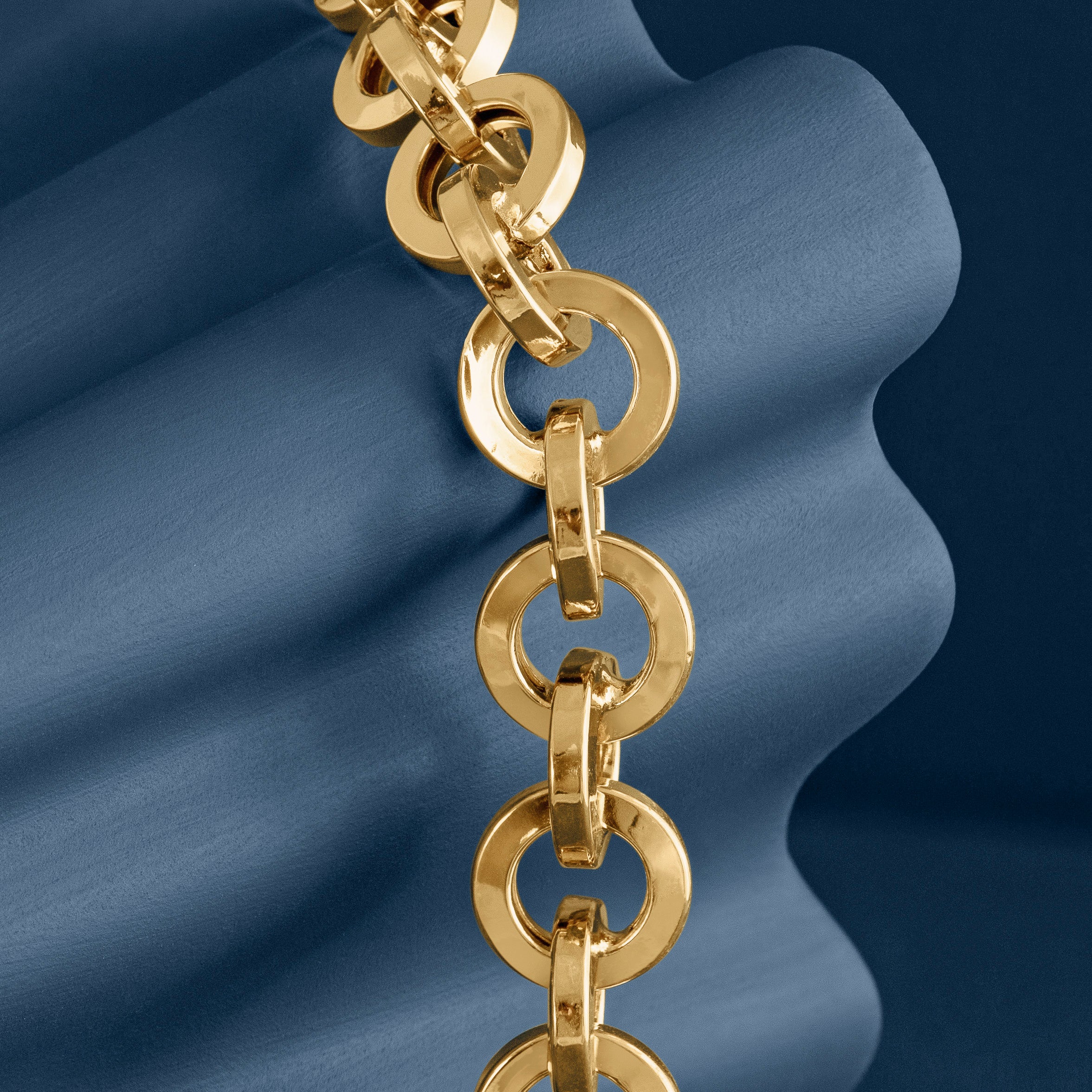 GOLD CIRCLE LINK CHAIN BRACELET