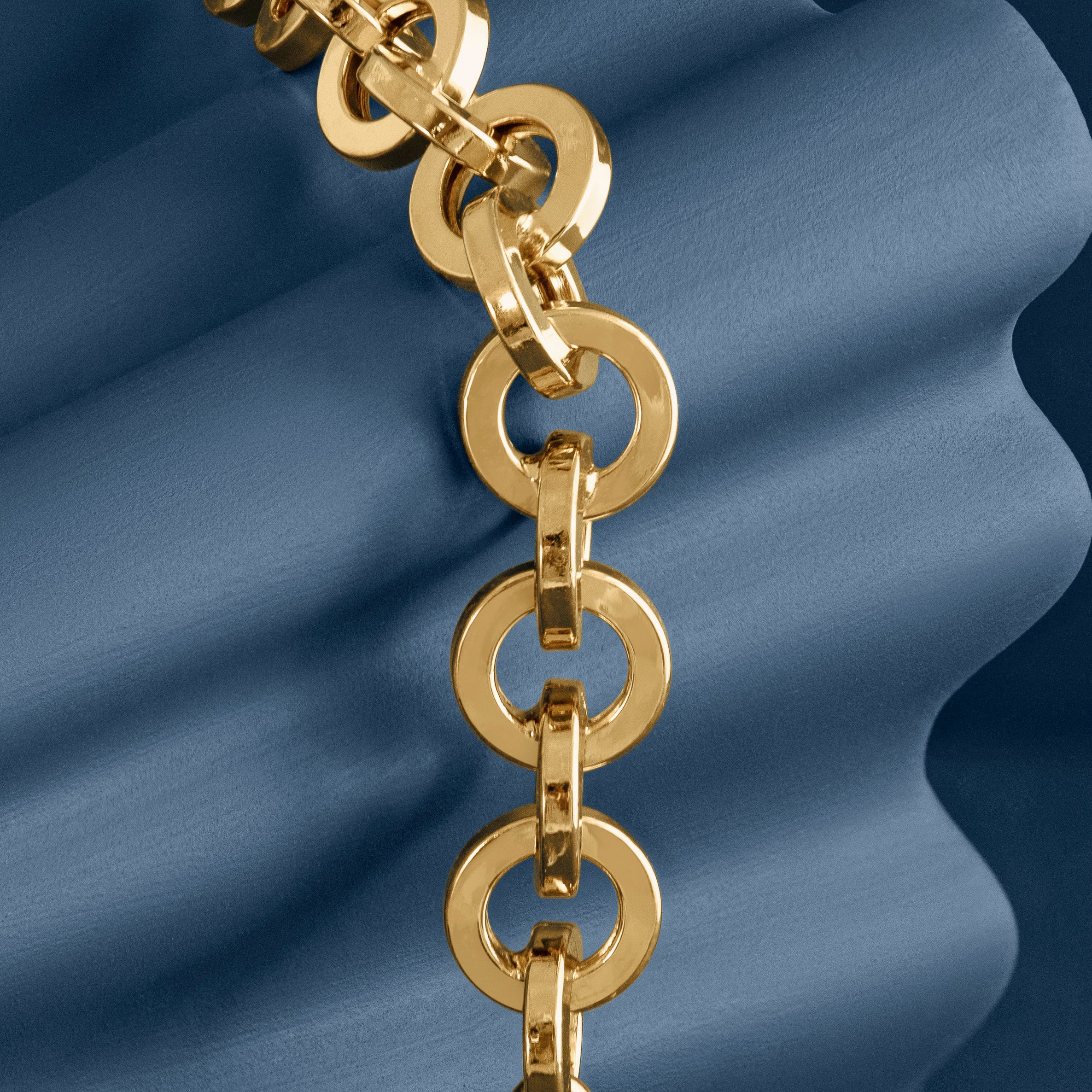 GOLD CIRCLE LINK CHAIN BRACELET