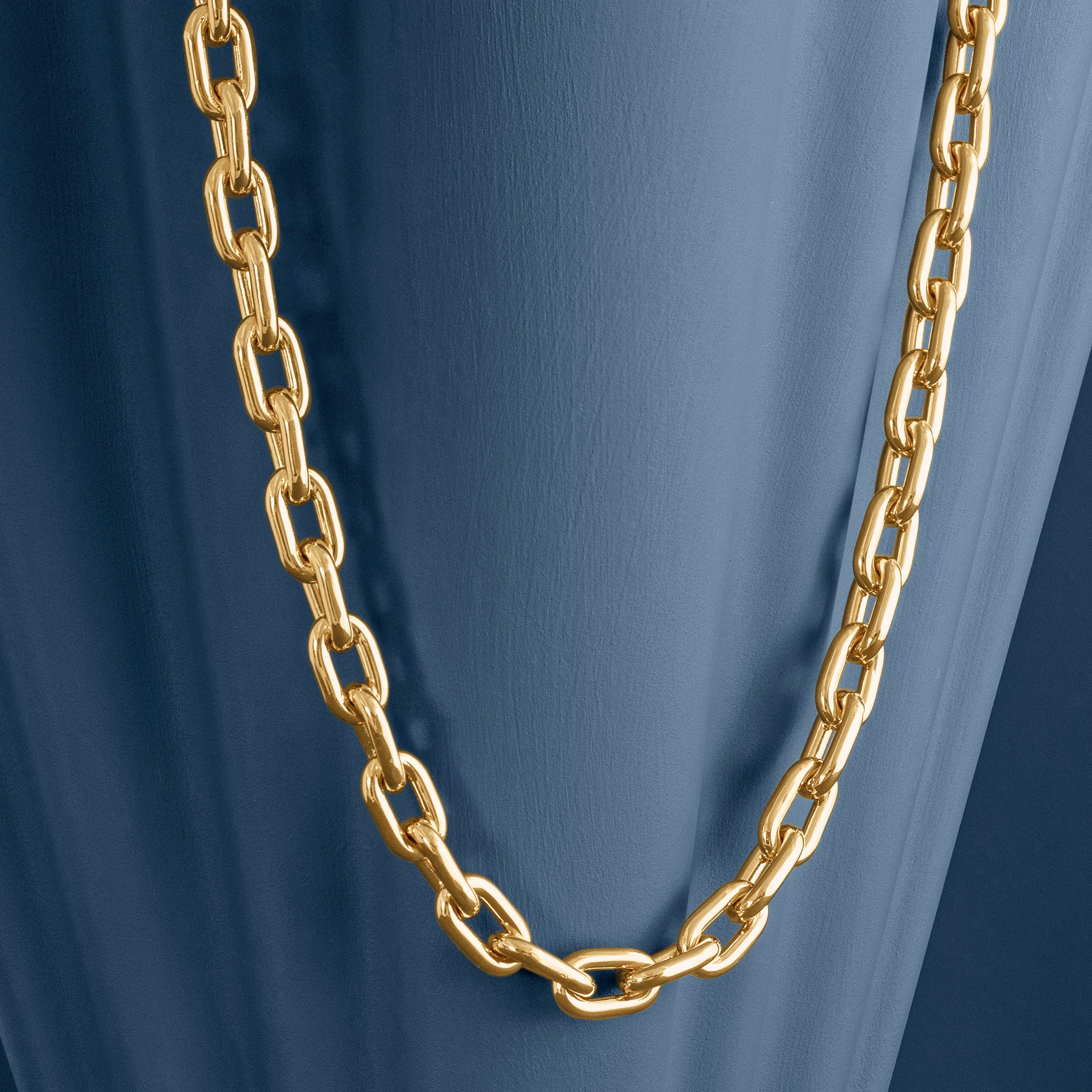 GOLD CHUNKY LONG LINK CHAIN NECKLACE