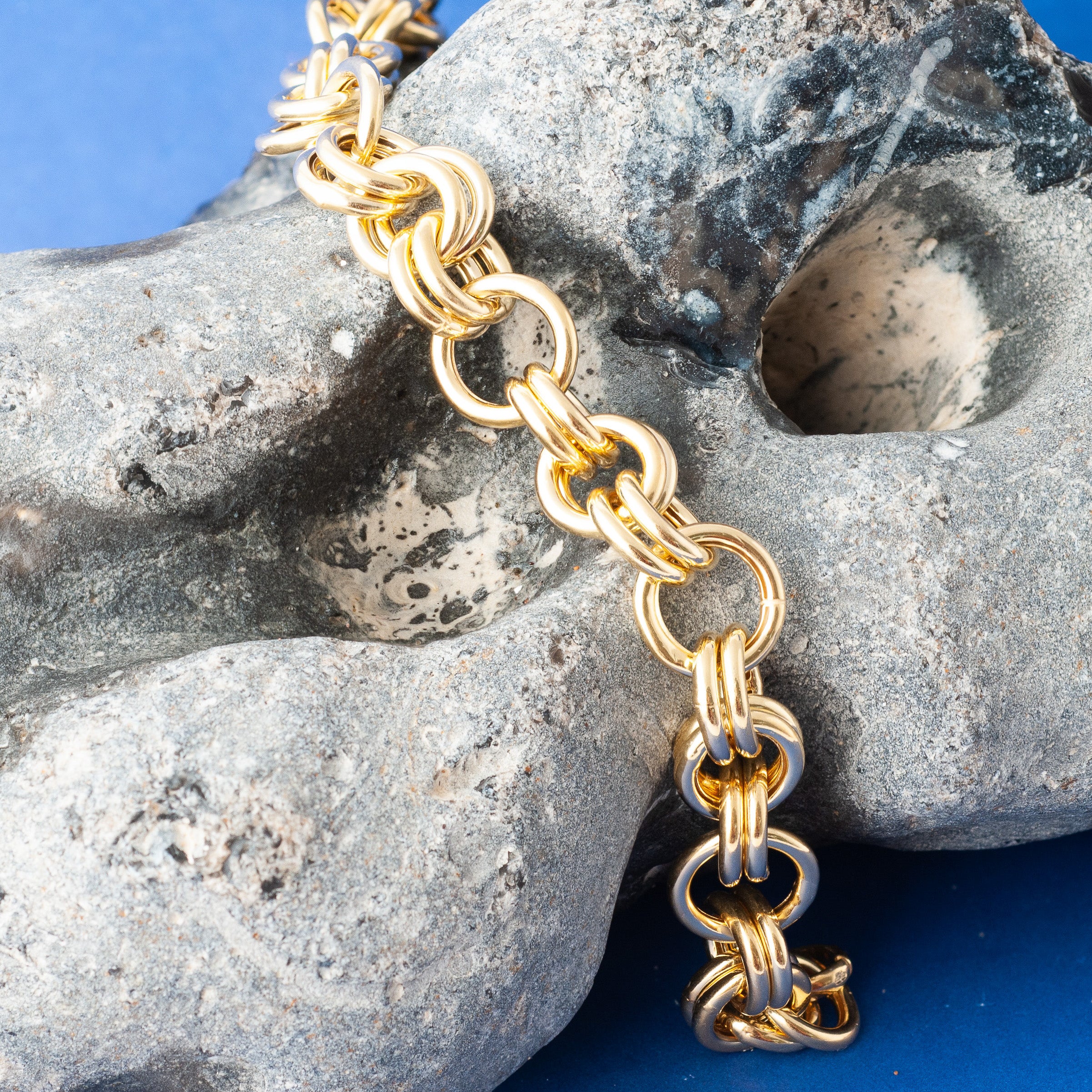 GOLD MULTIPLE LINK CHAIN BRACELET